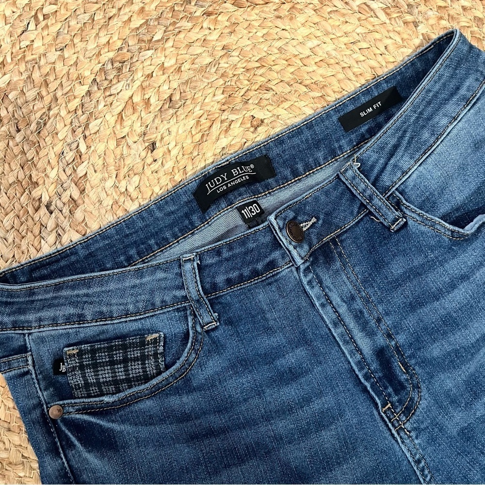 Judy Blue Jeans Womens 1/30 Plaid Print Cuff Slim Fit Medium Blue Stretch Denim - Picture 2 of 4